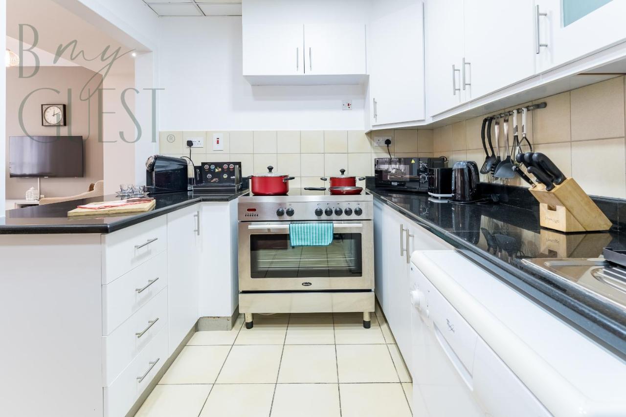 Sadaf 4 3br+maid's Apartment Dubai